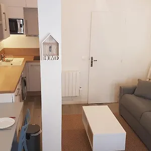https://charmant-studio-en-centre-ville-de-luchon.midi-pyreneeshotels.com