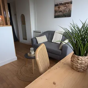 https://studio-de-charme-cosy-centre-ville.midi-pyreneeshotels.com